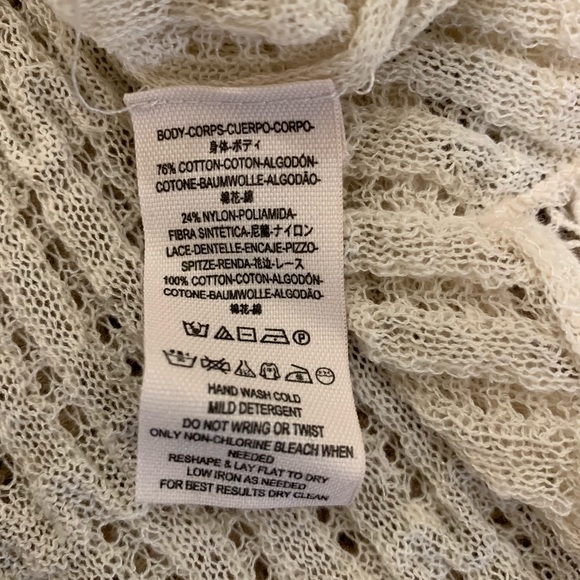 Free People small lace detailed cream flowy top - Picture 8 of 8